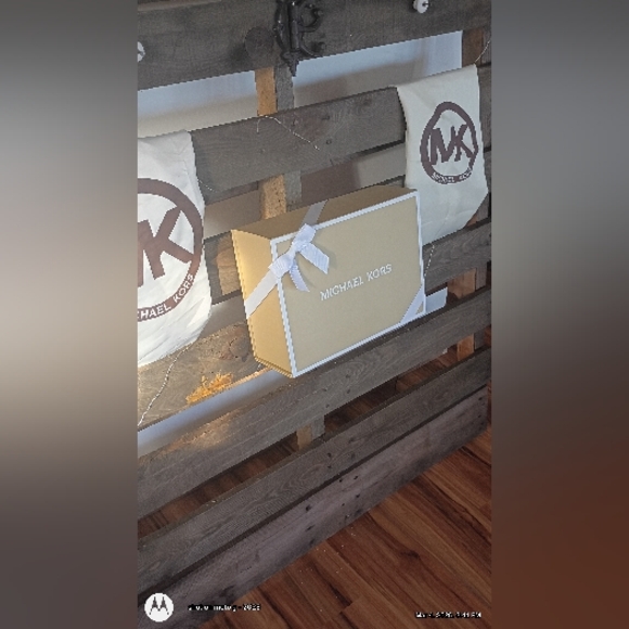 Michael Kors Beige Crossbody Bag - Picture 5 of 16